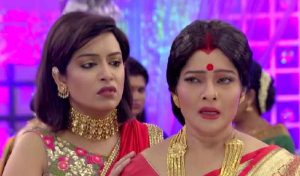 আবারও শীর্ষে