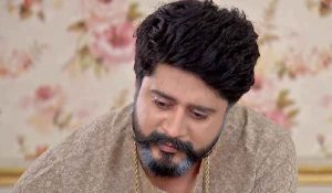 ভেঙে পড়েছিলেন