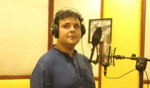 পেশাদার মঞ্চে