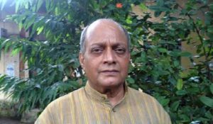 চলে গেলেন