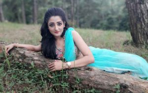 অর্থহীন মিম